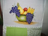 panos de pratos com pinturas diversas